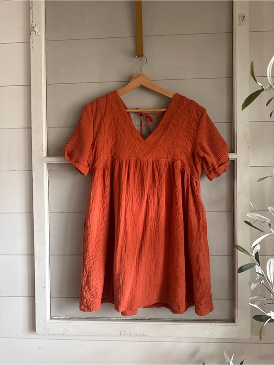 Pink Lily Dresses & Skirts - Pink Lily Gauzy Babydoll Dress in Burnt Orange